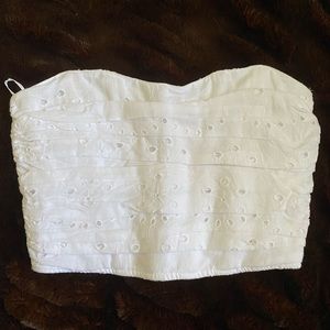 NWT Zara eyelet crop